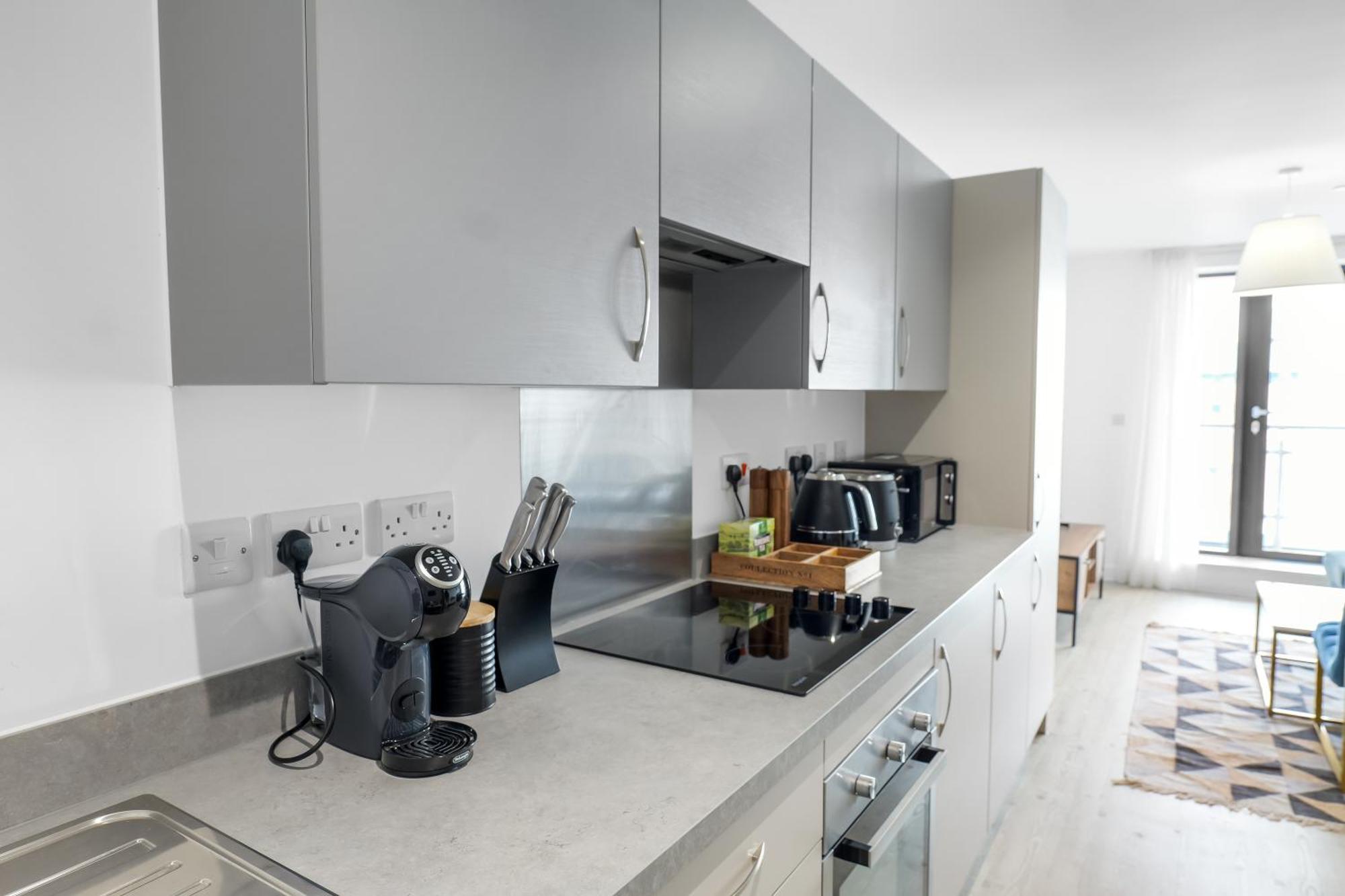 High Rise 2 Bedroom & 2 Bath Apartment With Parking, Balcony & Amazing View Manchester Kültér fotó